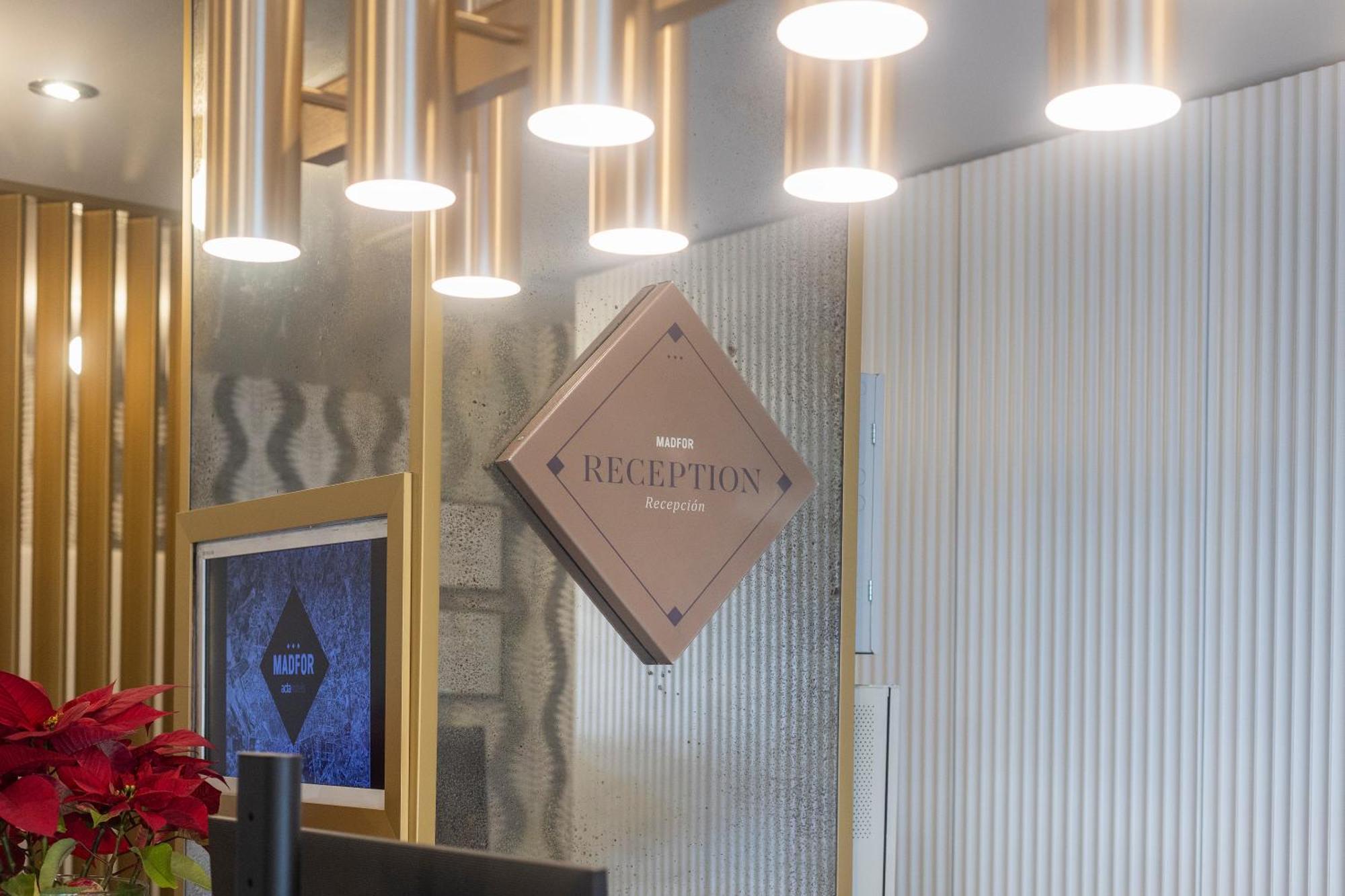 Hotel Acta Madfor Madrid Bagian luar foto